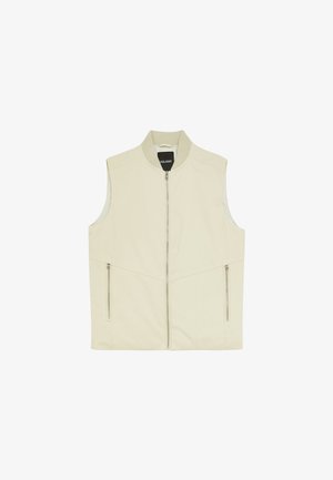 Mouwloos vest in lichtbeige, met een hoge kraag, een ritssluiting aan de voorkant en twee ritszakken aan de zijkanten. Glad, textuurstof met een aangesloten vorm.