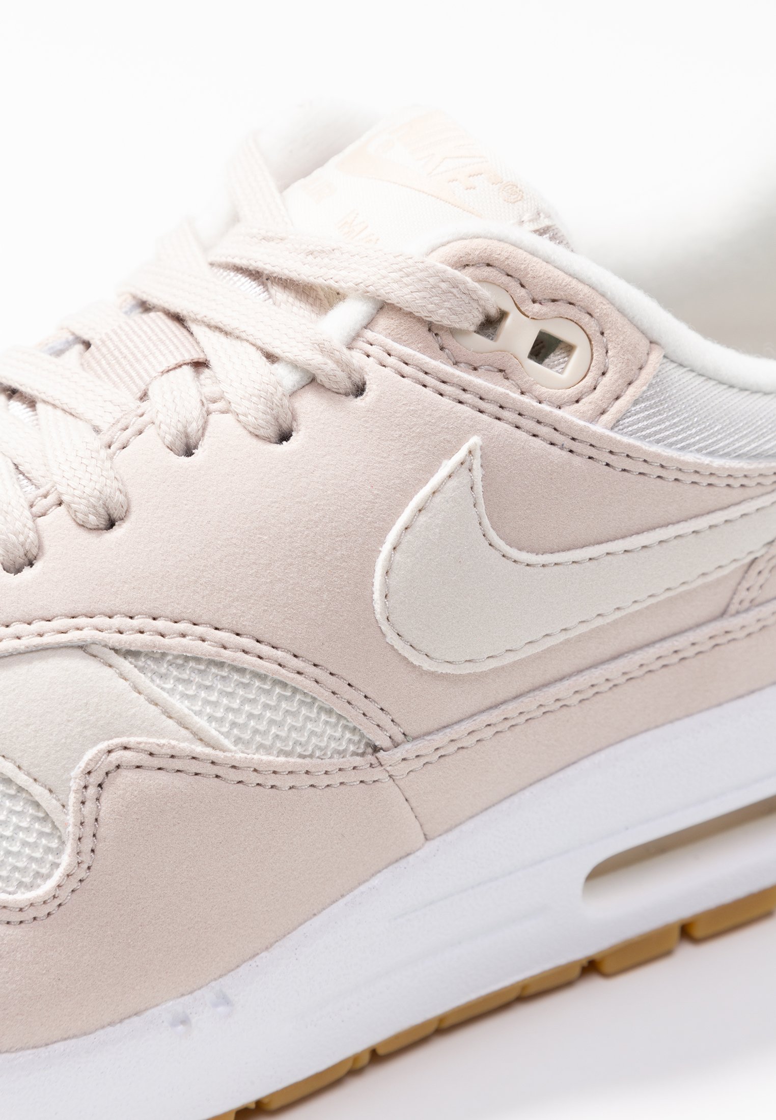 nike air max 1 desert sand phantom