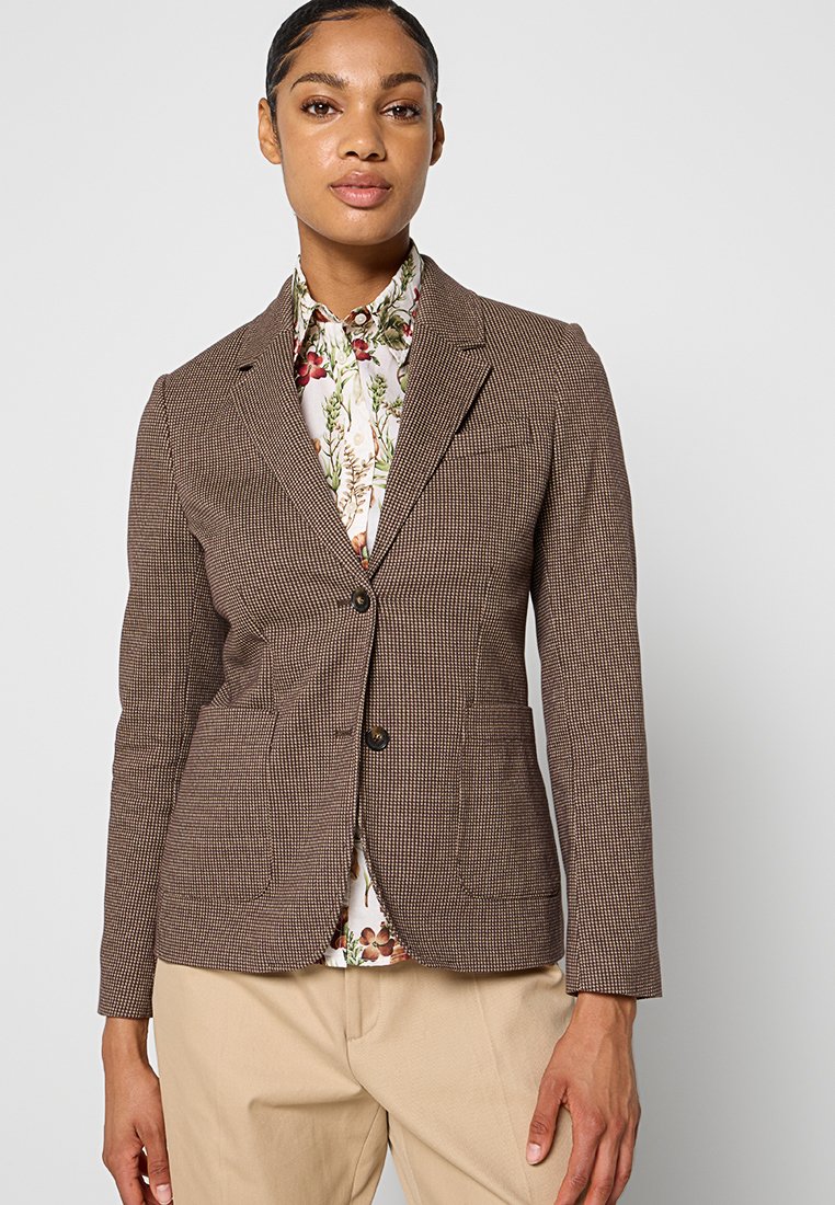 SLIM FIT