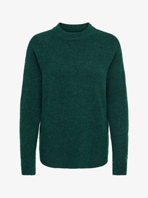 Ciemnozielony, dziergany sweter z prążkowaną fakturą, długimi rękawami i okrągłym dekoltem. Prosty, nieozdobiony wzór.