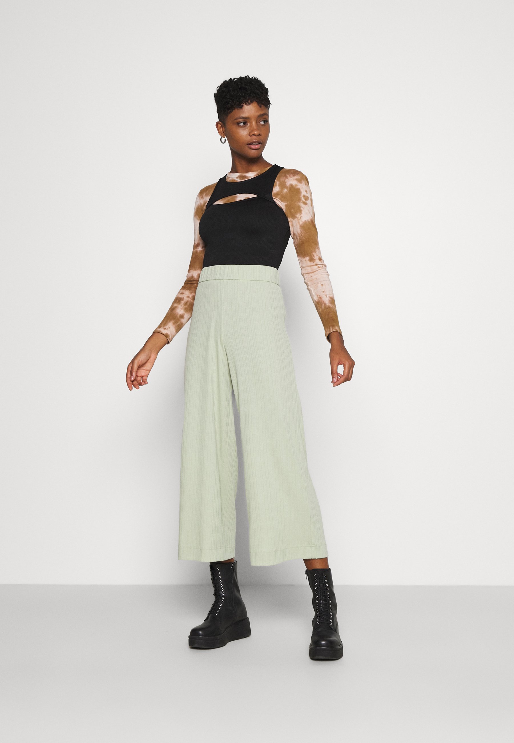 Monki Trousers - green - Zalando.ie