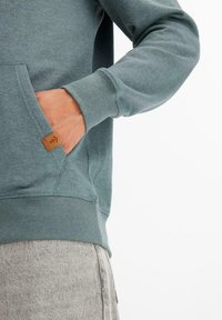 bonprix Felpa con cappuccio - green
