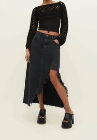 Stradivarius Strickpullover - metallic black