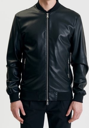 Kunstlederjacke - black