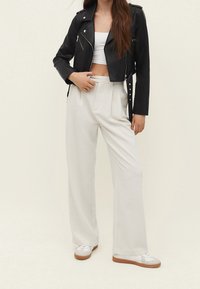 Stradivarius Kurtka ze skóry ekologicznej