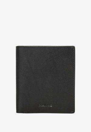 Schwarze Lederbrieftasche mit glatter Textur, klappbarem Design und geprägt "MAITRE" Logo auf der unteren Vorderseite. Die Ränder sind ordentlich vernäht.