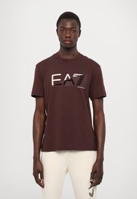 EA7 Emporio Armani Tričko s potlačou - puce