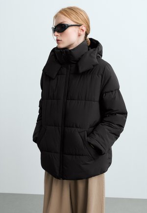 OYSHO, PRIMALOFT® WATER-REPELLENT PADDED JACKET - Manteau d'hiver - black