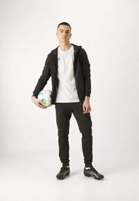 Thumbnail Image 2