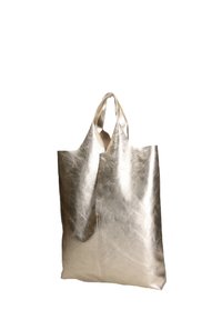 Borsa tote metallizzata oro con una texture liscia, dotata di due manici e un design minimalista. Nessun hardware o motivo visibile.