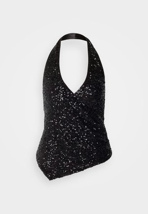 Melnā halter stila tops ar dziļu V-veida kaklu, ar pieguļošu dizainu, kas pārklāts ar melniem sekvīniem, radot teksturētu, spīguļu virsmu.