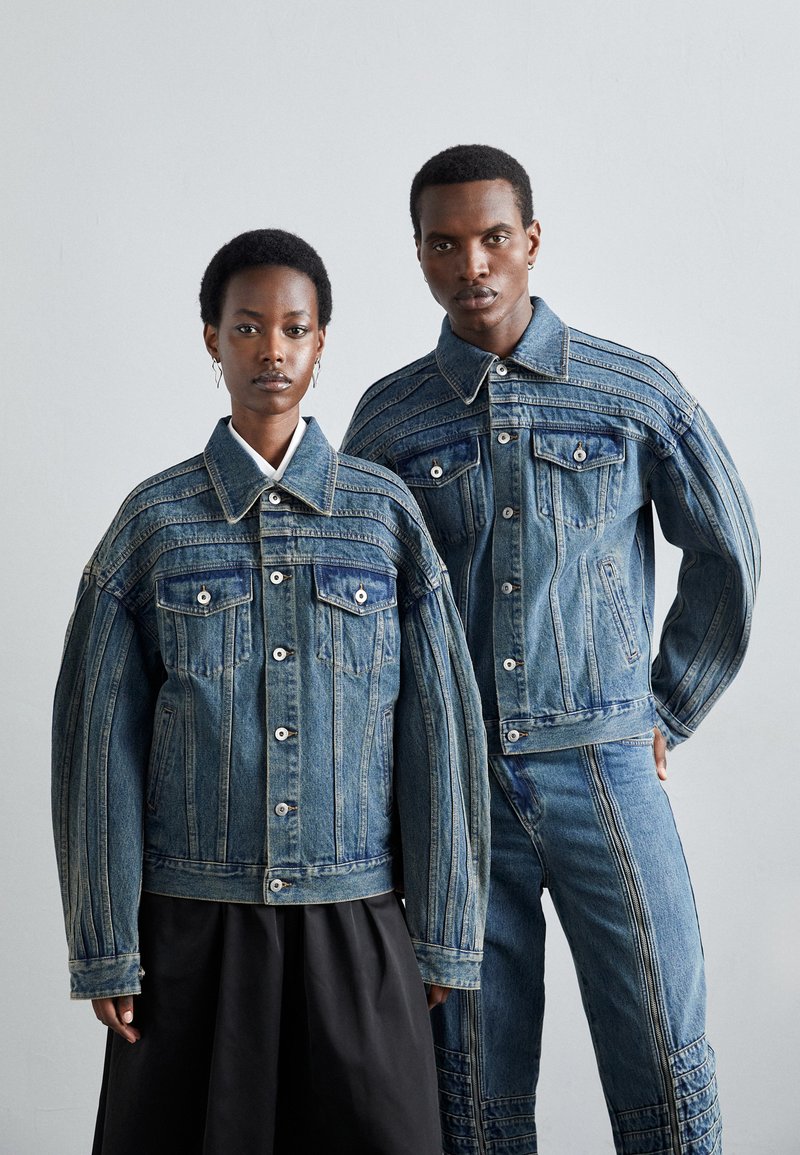 Feng Chen Wang DECONSTRUCTION OVERSIZED JACKET UNISEX - Chaqueta vaquera - blue