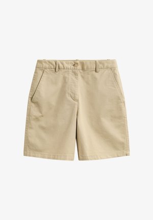 Beige knielange korte broek met knoopsluiting, riemlussen en zijzakken, plat gelegd op een witte achtergrond.