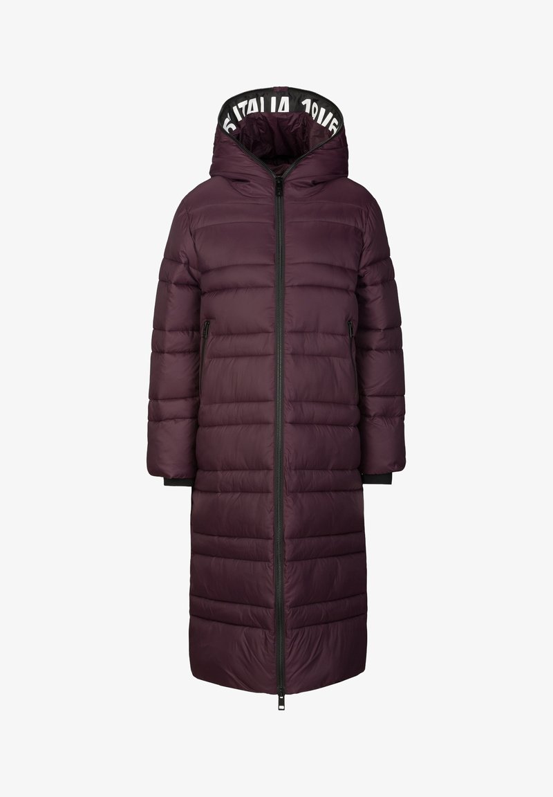 Paarse gewatteerde lange jas met een capuchon, voorzien van een ritssluiting, twee zijzakken en zwarte accenten aan de binnenzijde van de capuchon.