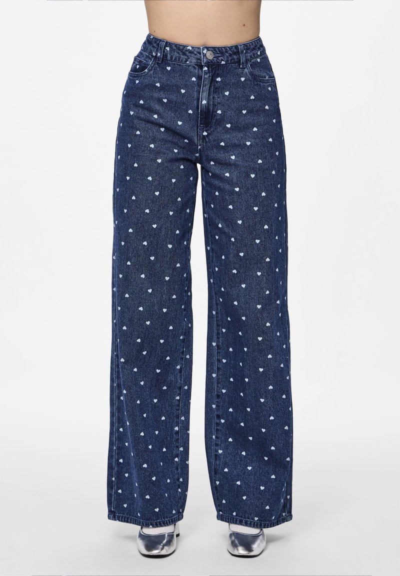 Pieces PCNEA - Džínsy voľného strihu - medium blue denim
