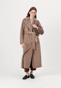 Guess ADA LONG  - Klasikinis paltas - taupe