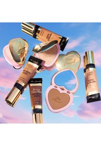 Too Faced Born This Way Soft Matte - Foundation - natural beige