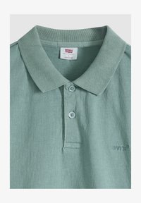 No seleccionado, stones throw mineral greens