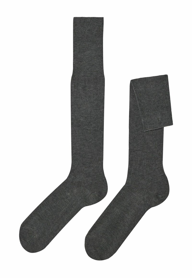 Graue Baumwollkniestrümpfe mit glatter Textur, geripptem Bund sowie verstärktem Fersen- und Zehenbereich. Sie weisen ein klassisches Design auf und sind für verschiedene Anlässe geeignet.