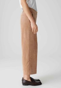 OPUS HIGH RISE CROPPED WIDE FIT - Broek - golden oak
