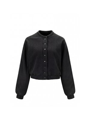 Fekete rövidített dzseki patentgombokkal az elején, hosszú, púpos ujjakkal és kerek gallérral.