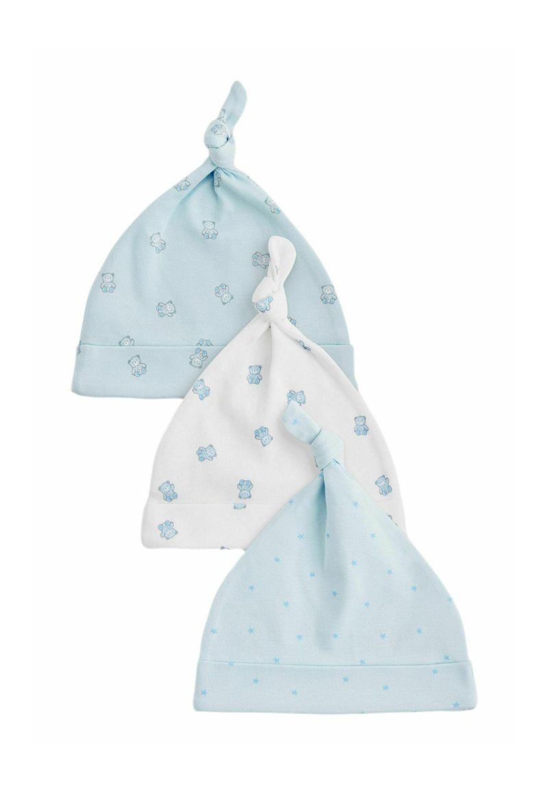 Set aus drei Babymützen aus weicher Baumwolle. Zwei hellblaue mit Bärenmustern und eine weiße mit blauen Bären, ausgestattet mit Knotenoberteil-Design.