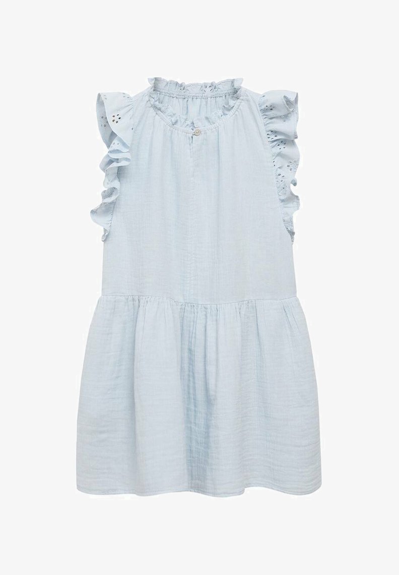 Ljusblå bomullsklänning med volangärmar, blommönstrad öljett och en veckad kjol. Knapplås vid halsringningen, mjukt material.