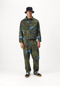 Santa Cruz UNITE PANT UNISEX - Hlače - winkowski