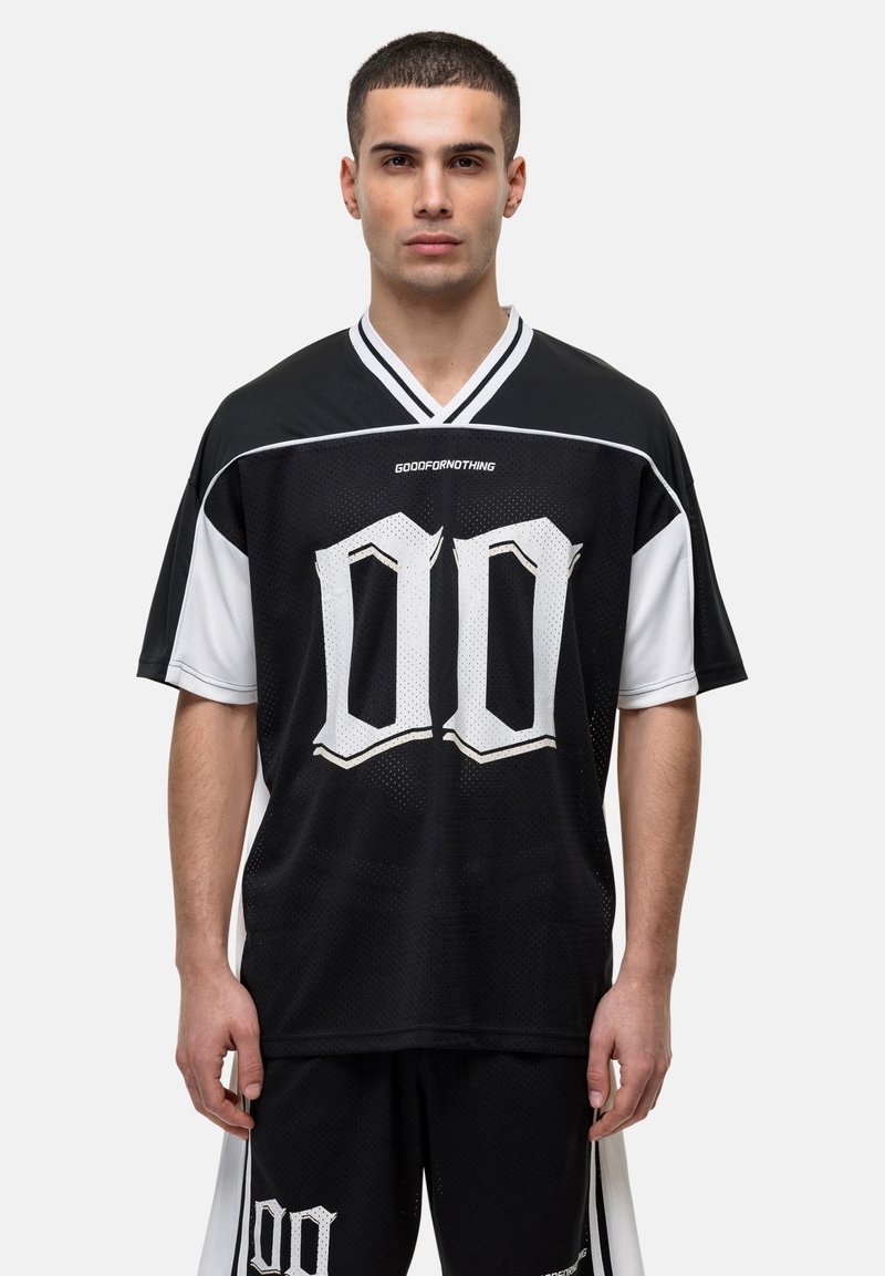 Zwarte mesh jersey met witte accenten en een groot wit "00" gedrukt op de voorkant. Het heeft korte mouwen en een v-halsontwerp.