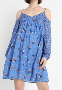 edc by Esprit Vestido informal - blue