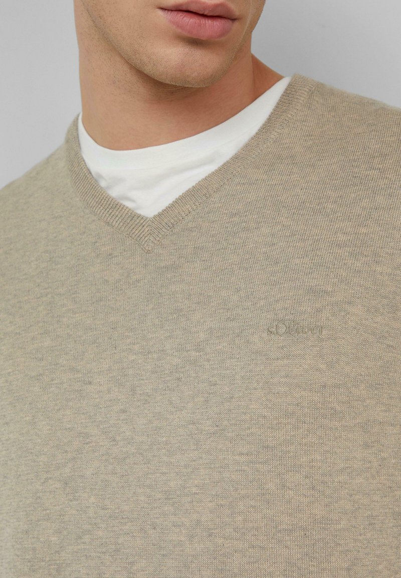 Knitted Pullover S Oliver Pullover Beige MIT LOGOSTICKERE Jumper