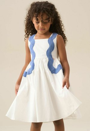 Angel & Rocket, REGULAR FIT - AVERY RIC RAC PANELLED DRESS - Päevakleit - white