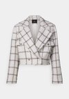 AZOLLABBNANYA SHORT BLAZER - Bleizeris - snow white