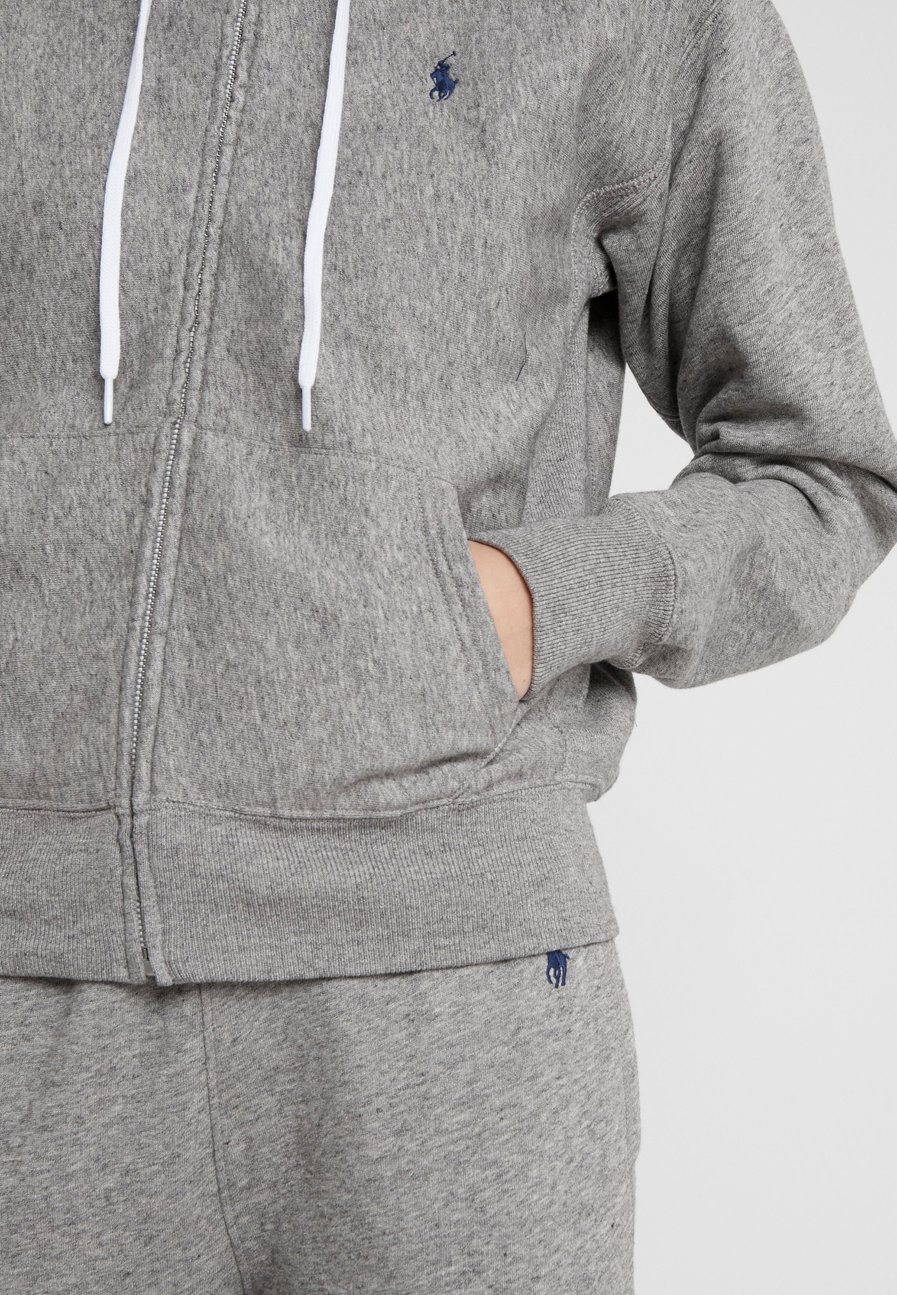 Women SEASONAL - Zip-up sweatshirt Women SEASONAL - Zip-up sweatshirt