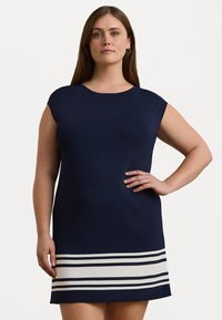 Lauren Ralph Lauren Woman TWO TONE CAP SLEEVE SHIFT SWEATER DRESS - Laisvo kirpimo suknelė - refined navy/white