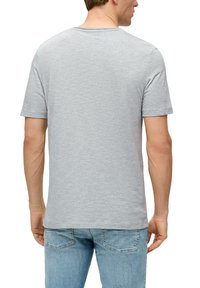 s.Oliver MIT STRUKTUR - T-Shirt print - grau meliert