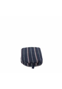 Cuscino rettangolare in tessuto blu navy con strisce orizzontali rosse e bianche. Texture morbida con un design cucito e un'asola per appenderlo.