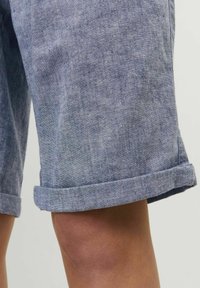Jack & Jones Junior REGULAR FIT - Shorts - faded denim