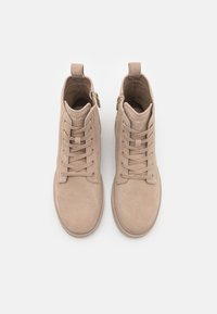 Calvin Klein Jeans BOOT MID LACEUP ICONIC - Stivaletti stringati - triple savannah tan