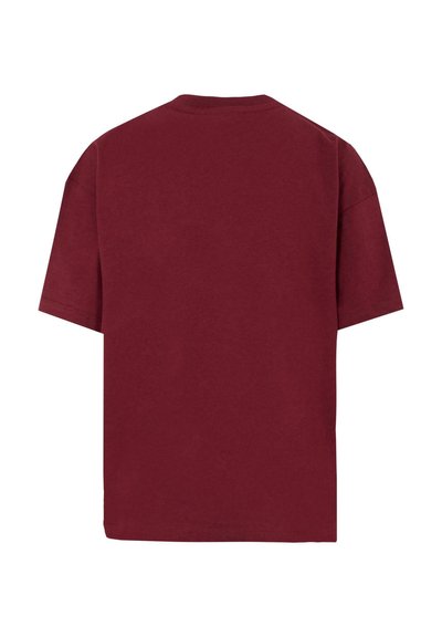 T-shirt in cotone bordeaux con maniche corte, scollatura rotonda e vestibilità rilassata. Tessuto morbido, senza motivi o dettagli visibili.