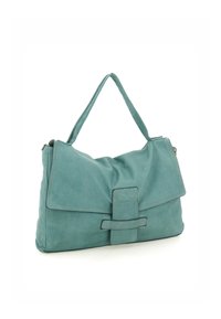 Una grande e morbida borsa a spalla in pelle turchese con chiusura a patta, caratterizzata da una fibbia rettangolare e una texture liscia.