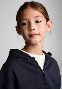 Mango Kids Mikina na zip - royal blue