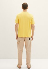 TOM TAILOR LOGO  - Potiskana majica - sunny yellow