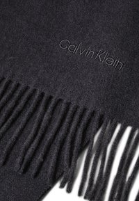 Calvin Klein CLASSIC SCARF - Sciarpa - iron gate