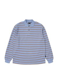 Lichtblauwe langemouwen polo met horizontale bruine strepen. Bevat een kraag en een drie-knopen plooi. Zacht katoenen stof.