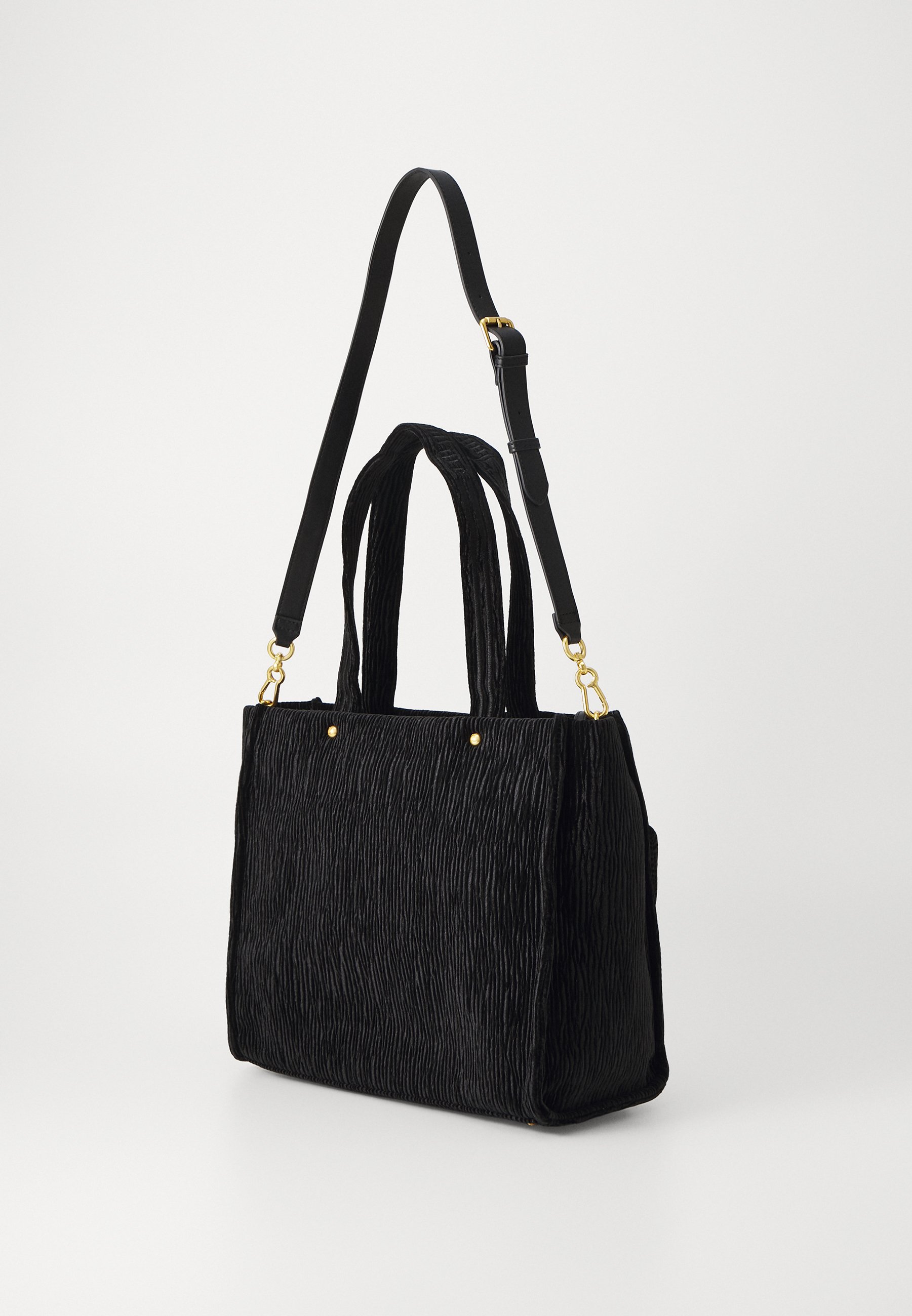 【JUICY COUTURE】IRIS ロゴ 2WAY コットン クロスボディバッグ a9e5f461977b4fa09a1d98a32e6b31