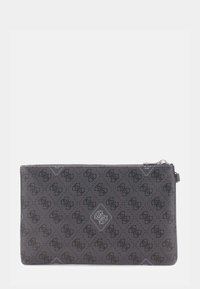 Tumši pelēka somiņa ar rāvējslēdzēju, uz kuras atkārtojas melns monogrammas raksts un dimanta formas šūtas detaļas.