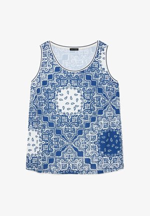 Ærmeløs damebluse med blåt og hvidt indviklet symmetrisk paisley- og geometrisk mønster, rund halsudskæring, let stof.