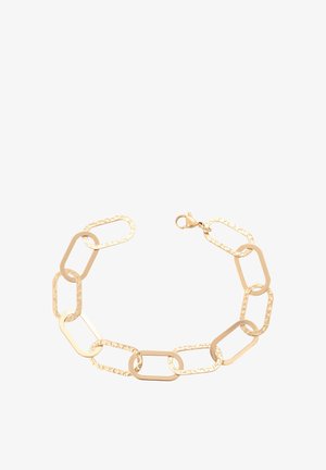 Guldtonet armbånd med skiftende glatte og strukturerede rektangulære led og lås med hummerklip.