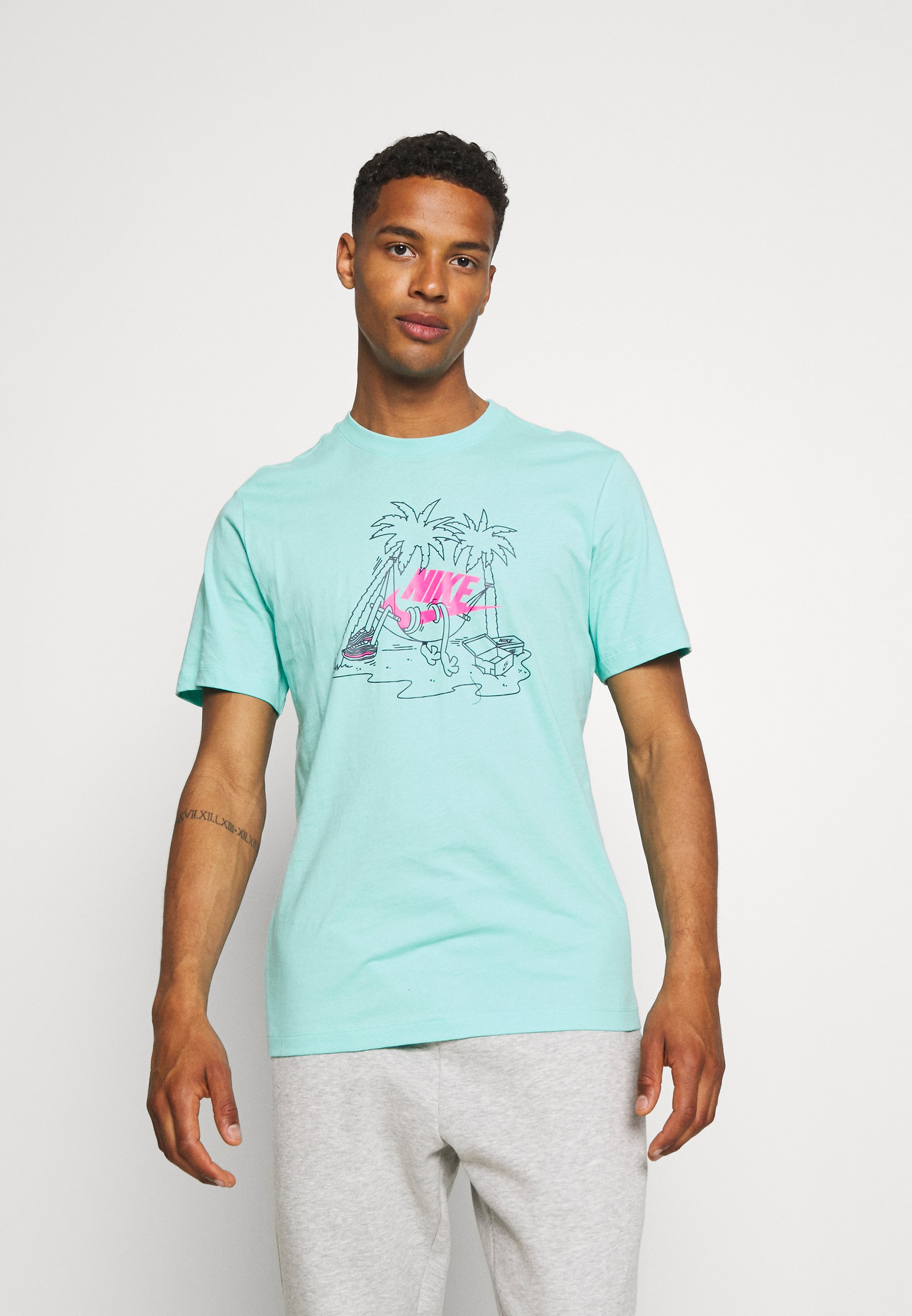 Nike Sportswear TEE FUTURA TREE - Print 